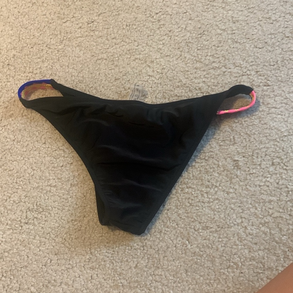 bikini bottoms - Picture 2 of 2